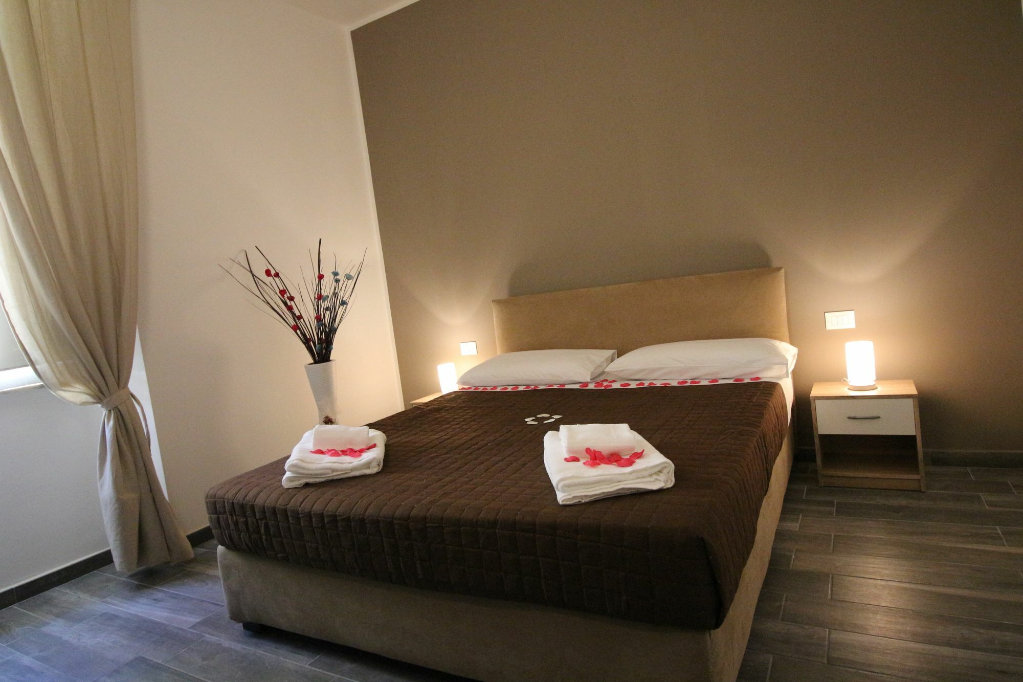 Mi.Ro Rooms Rzym Zewnętrze zdjęcie